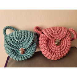 Sac au crochet en forme de...