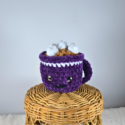 Tasse violette de chocolat...