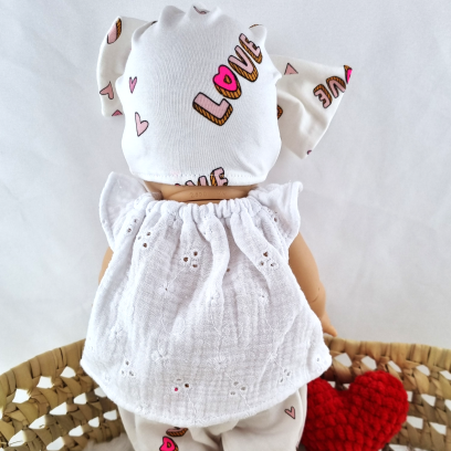 Ensemble jogging "Love", t-shirt en double gaze et turban blanc pour poupée (32-36 cm) – Fait main