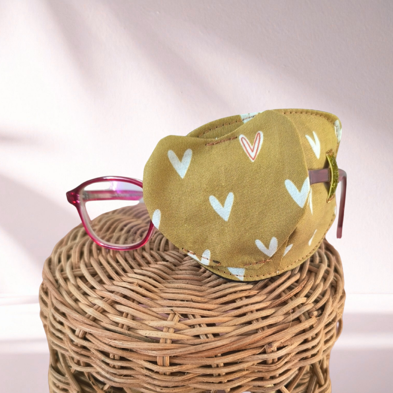Patch oculaire OG - coeur fond moutarde