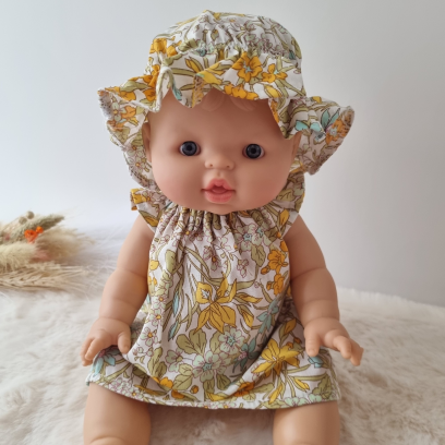 Robe et chapeau charlotte...