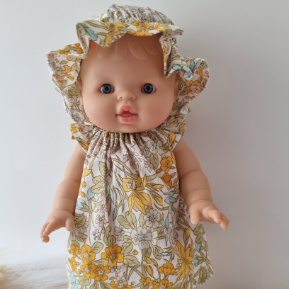 Robe et chapeau charlotte poupee 32-36cm coton fleuris tons jaune orange