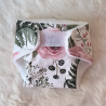 Couche pour poupée 32-36 cm – fleuris