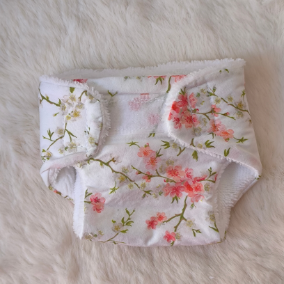 Couche pour poupée 32-36 cm – arbre fleuri