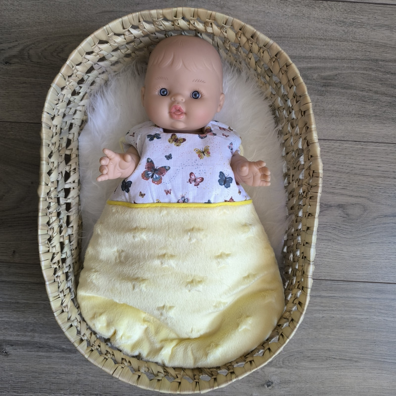 Gigoteuse pour poupée 36 cm – papillons jaune