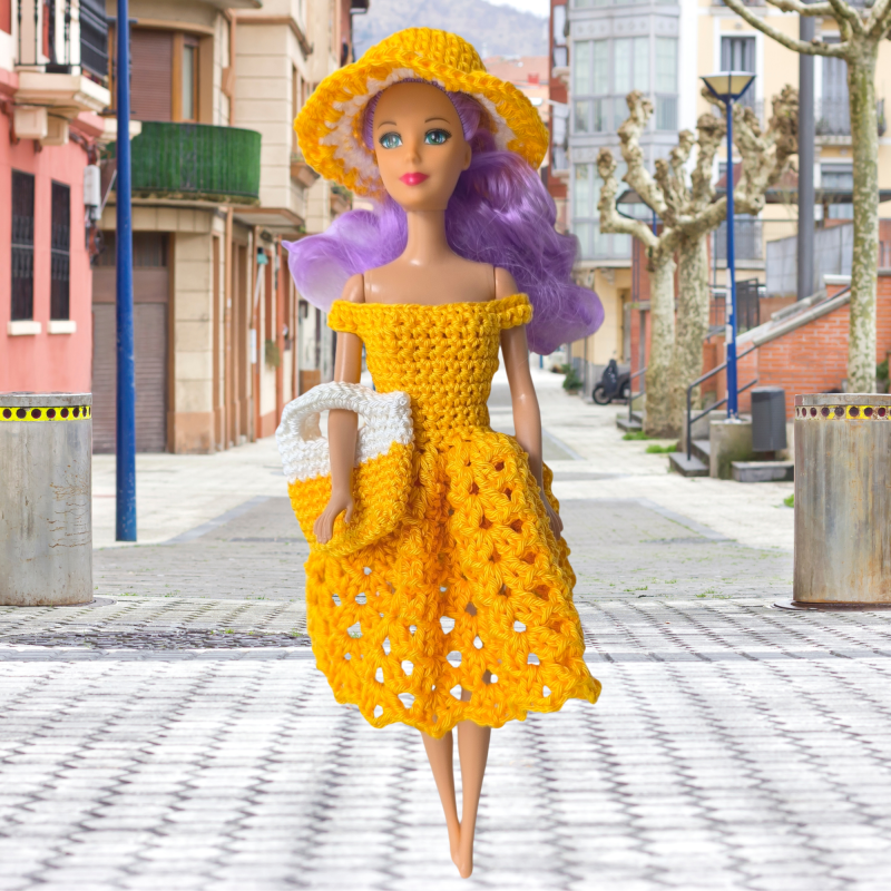 Ensemble Barbie jaune au crochet fait main – Robe, chapeau et sac en coton Oeko-Tex
