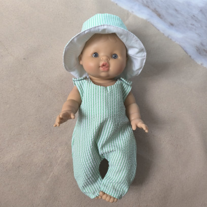 Salopette poupée en seersucker vert– tenue faite main 32 à 36 cm