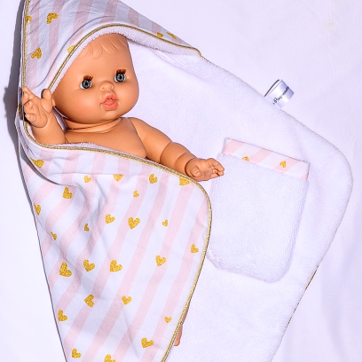 Cape de bain et gant de toilette coeur