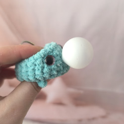 Porte-clés baleine au crochet fait main | La Pouponnette
