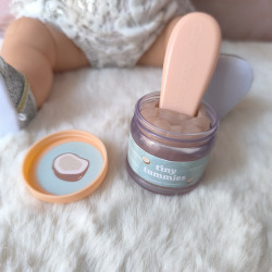 Petit pot magique noix de coco poupée Tiny Harlow – Accessoire repas