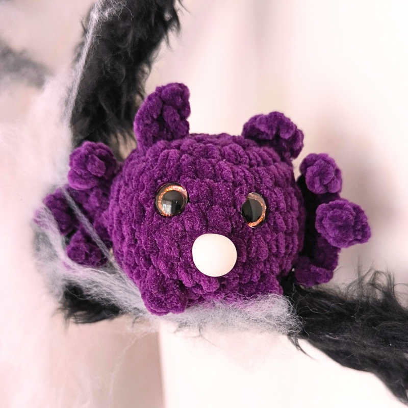 Ami’bulles chauve-souris violette au crochet | La Pouponnette